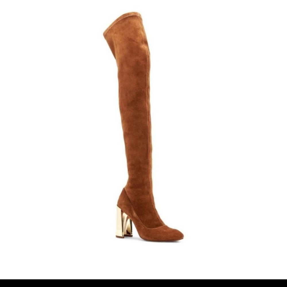 NWOT BCBG MaxAzria Suede Boots